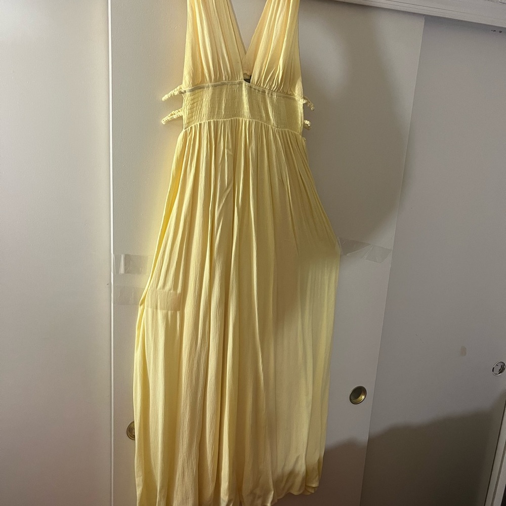 Forever 21 Women Light Yellow Sun Dress floor length size 2X